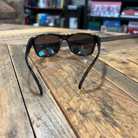 Brand New One Polarized Sunglasses - Picture 2 of 3